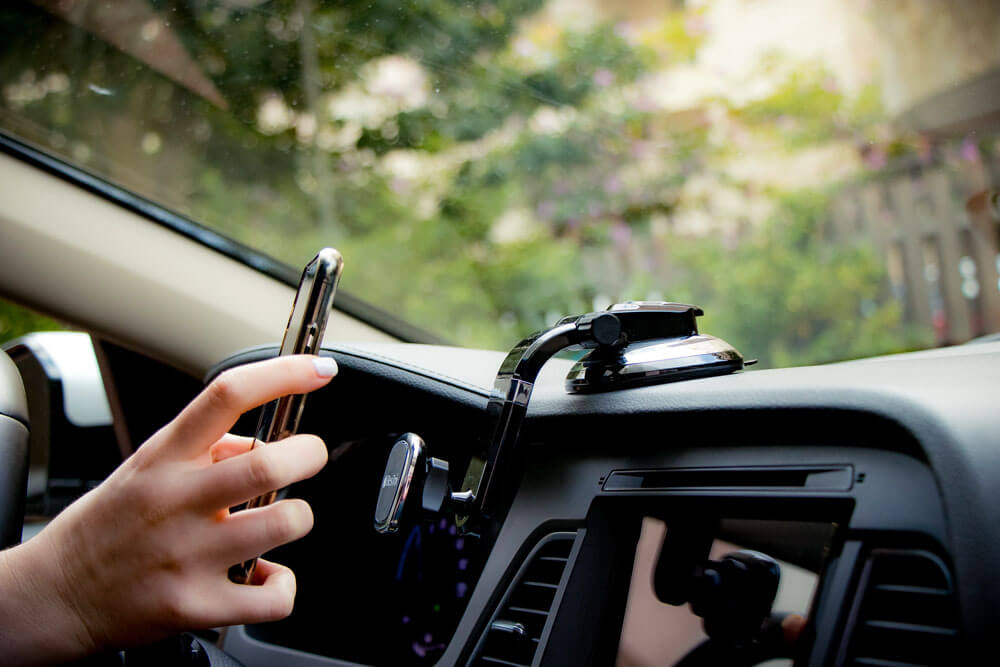 Magnetic phone holder for car